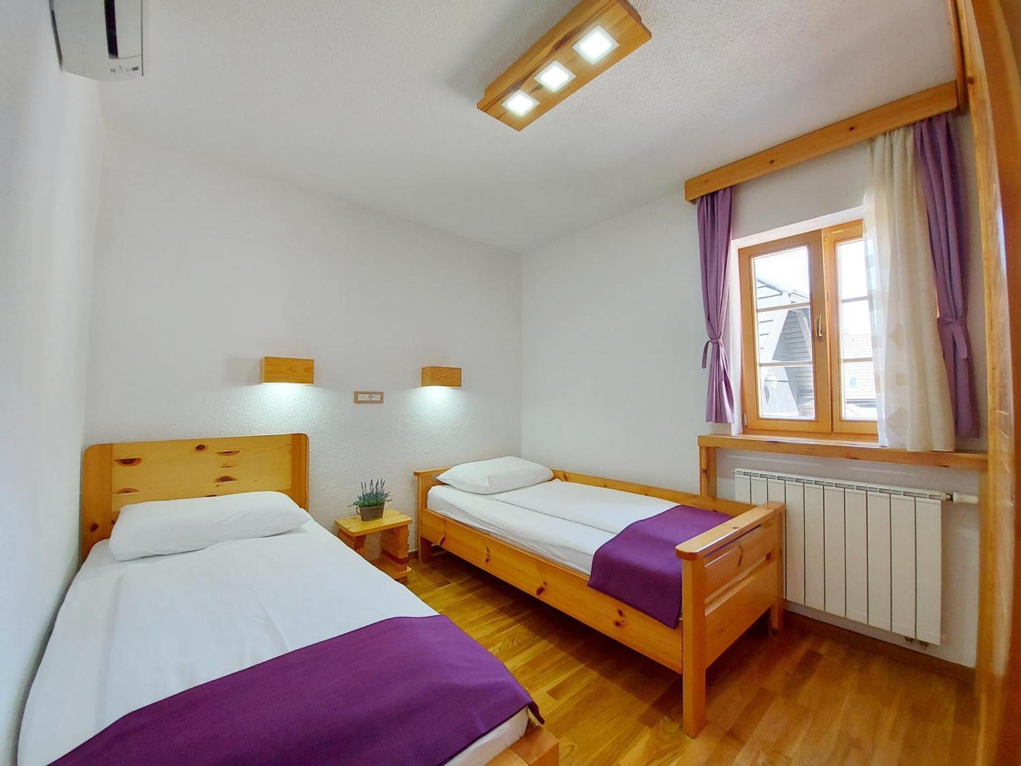 Bed and Breakfast Plitvice Etno House II Езерца Экстерьер фото
